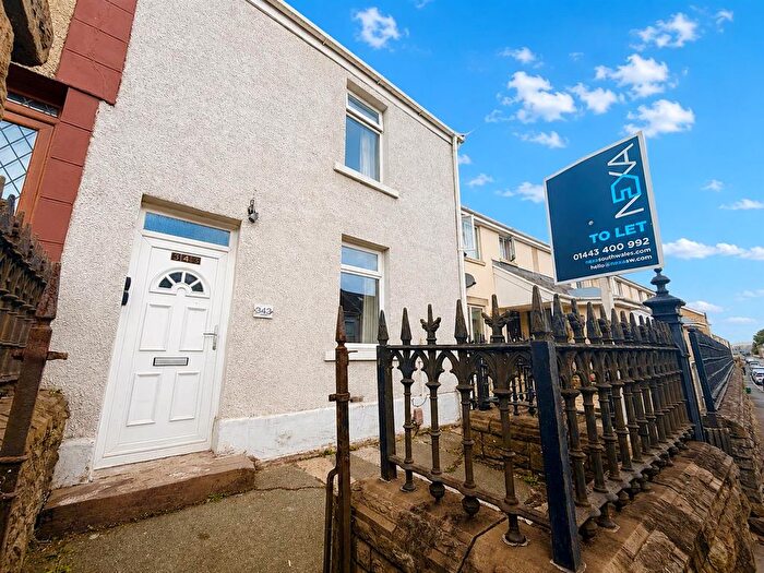 3 Bedroom End Of Terrace House To Rent In Neath Road, Plasmarl, Swansea, SA6