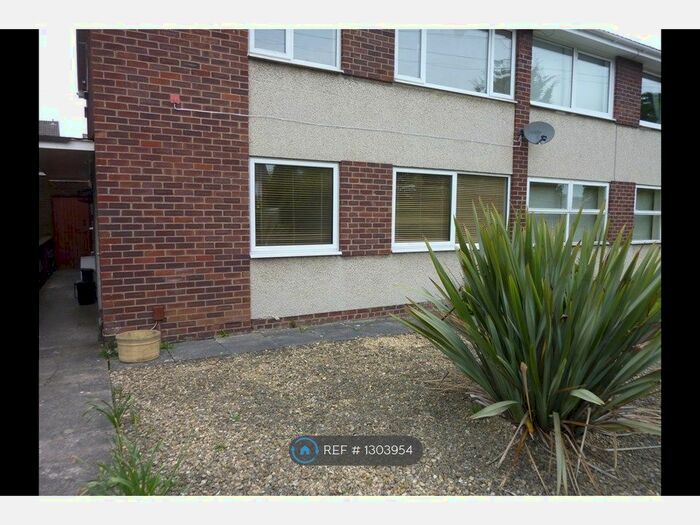 2 Bedroom Flat To Rent In Keynsham, Bristol BS31