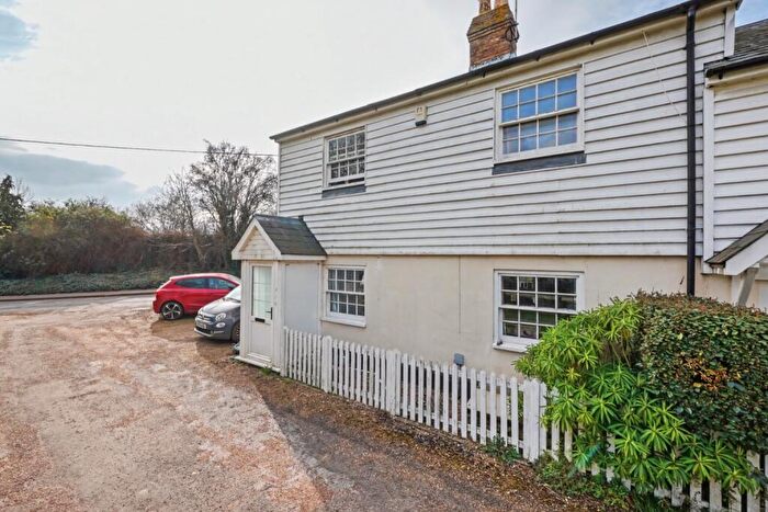 3 Bedroom End Of Terrace House For Sale In Windmill Lane, Faversham, Kent, ME13