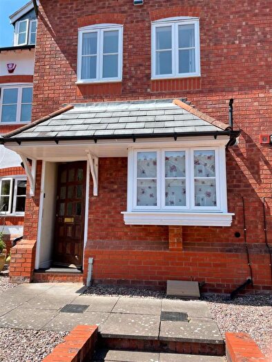 3 Bedroom Semi-Detached House To Rent In Victoria Mews, Barnt Green, Birmingham, B45