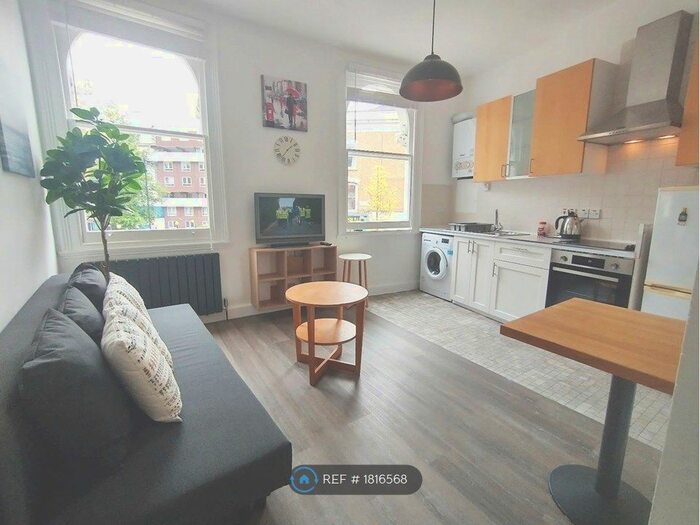 2 Bedroom Flat To Rent In Newington Green, London, N16