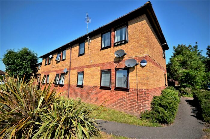 1 Bedroom Flat To Rent In Hornbeam Gardens, Slough, SL1