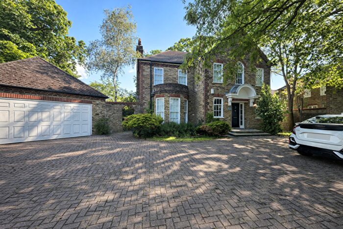5 Bedroom Detached House To Rent In Hambledon Place, London, SE21
