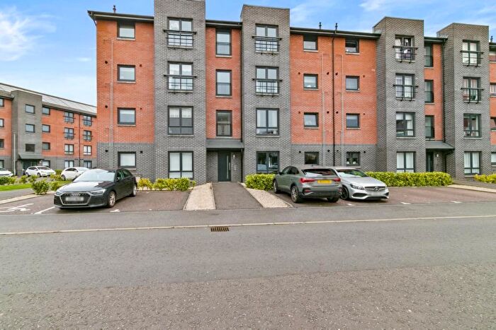 2 Bedroom Flat For Sale In Lapwing Drive, Renfrew, PA4