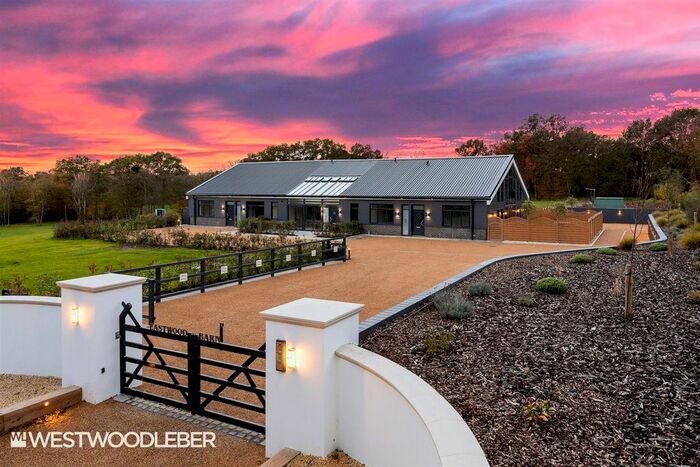 2 Bedroom Barn Conversion For Sale In Elbow Lane, Hertford Heath, Hertford, SG13