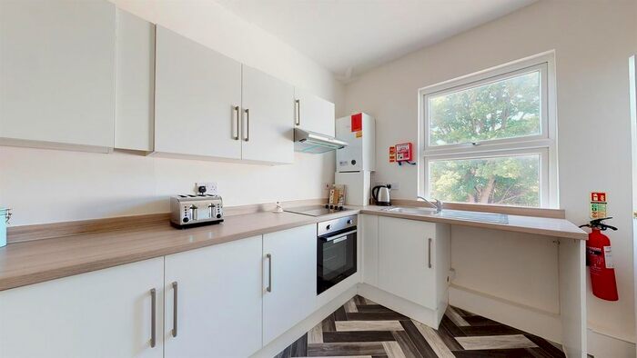 2 Bedroom Flat To Rent In Liverpool House, Corwen Road, Pontybodkin, Mold, CH7