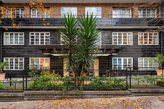 1 Bedroom Flat For Sale In Vicarage Gate, Kensington, W8