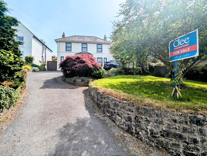 4 Bedroom Detached House For Sale In Llangunnor Road, Carmarthen, Carmarthenshire., SA31