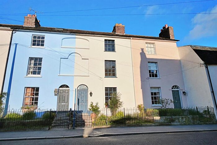 4 Bedroom Terraced House For Sale In Blandford, DT11