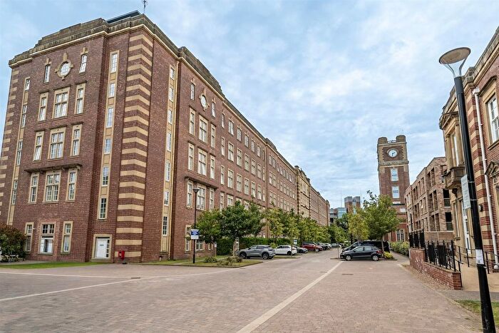 2 Bedroom Flat For Sale In The Residence, Bishopthorpe Road, York, YO23