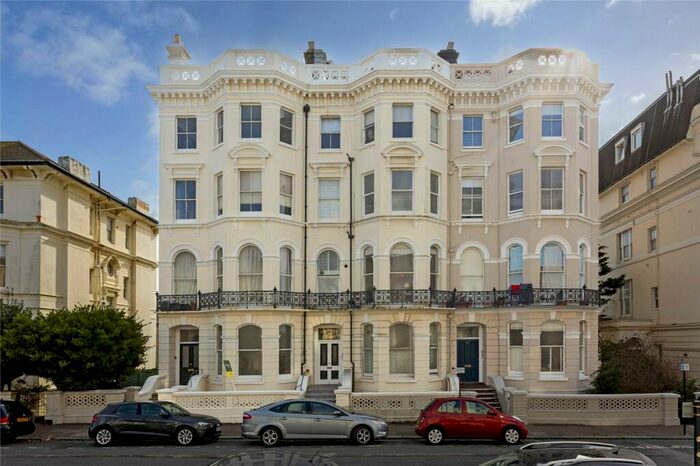 3 Bedroom Maisonette To Rent In St Aubyns, Hove, East Sussex, BN3