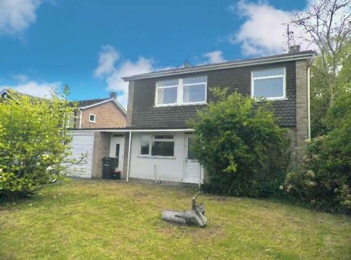 3 Bedroom House To Rent In Chapman Avenue, Maidstone, ME15