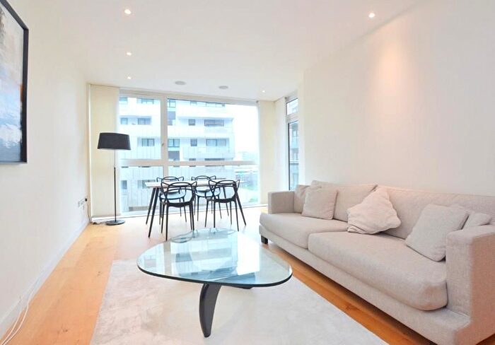 2 Bedroom Flat To Rent In Hepworth Court, Grosvenor Waterside, Gatliff Road, SW1W