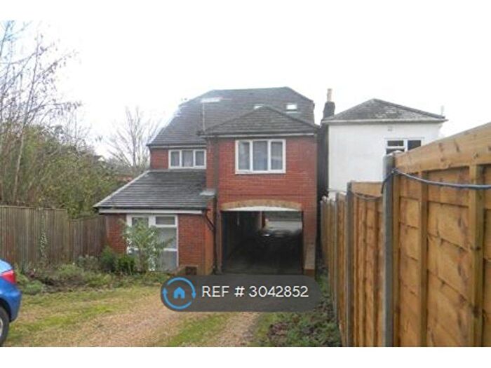 Studio To Rent In Osborne Court, Southampton, SO17