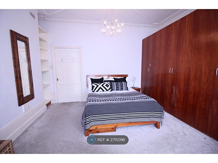 1 Bedroom Flat To Rent In Vanbrugh Hill, London, SE3