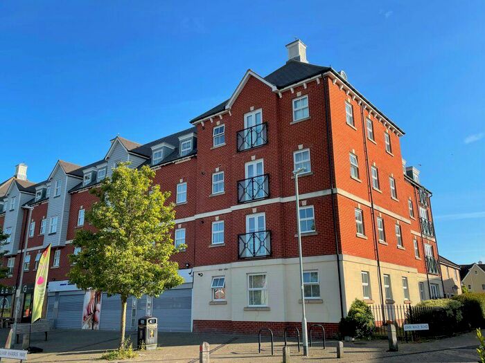 2 Bedroom Flat To Rent In South Colchester, CO2