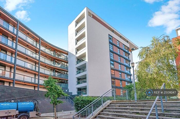 2 Bedroom Flat To Rent In Channelsea Road, London, E15