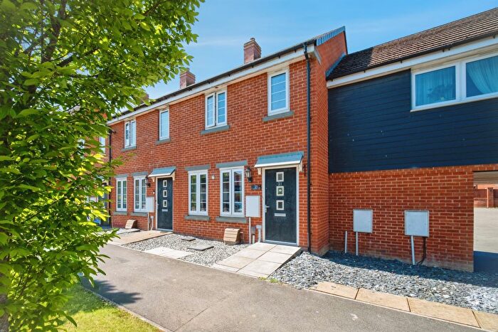 2 Bedroom Terraced House For Sale In Hutchins Way, Basingstoke, RG24