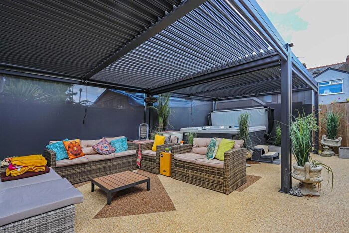 4 Bedroom Semi-Detached House For Sale In Beryl Road, Barry, CF62