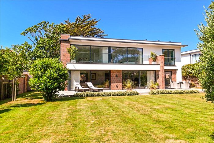 4 Bedroom Detached House For Sale In Barton Common Road, Barton On Sea, New Milton, Hampshire, BH25