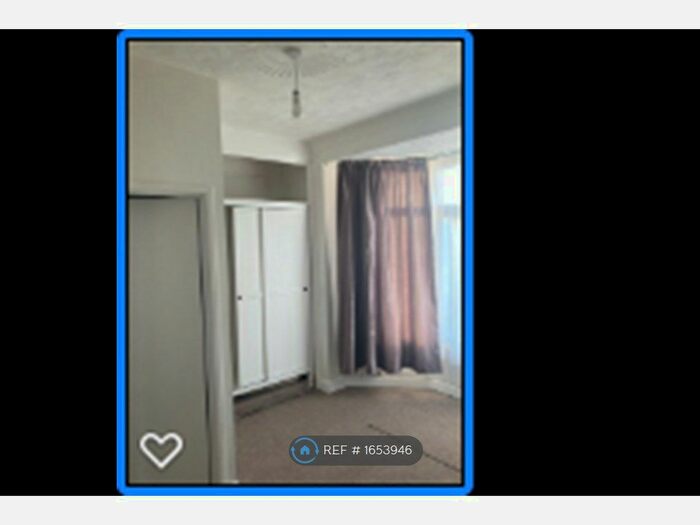 1 Bedroom Flat To Rent In Taibach, Port Talbot, SA13