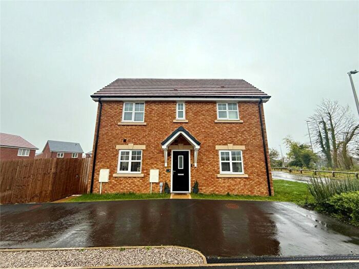3 Bedroom Semi-Detached House For Sale In Worthington Avenue, Blackpool, Lancashire, FY4