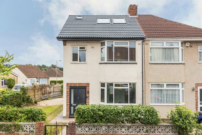 6 Bedroom House To Rent In Beachgrove Road, Bristol, BS16