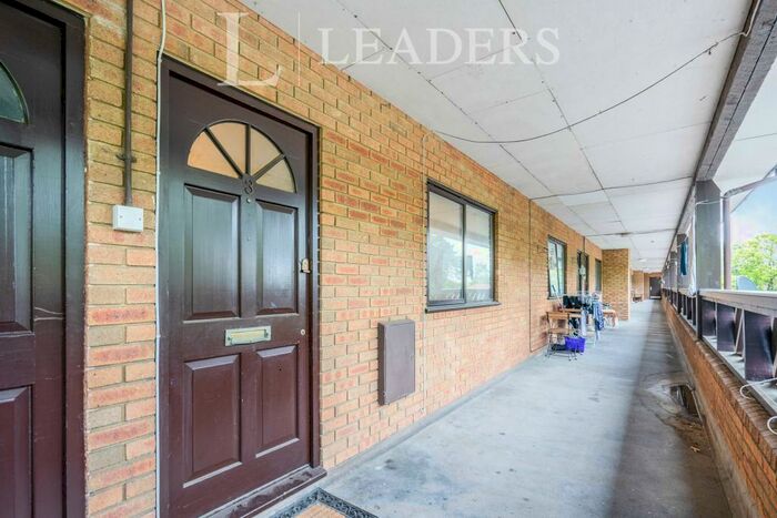 1 Bedroom Flat To Rent In Townhill Farm District Centre, West End, SO18