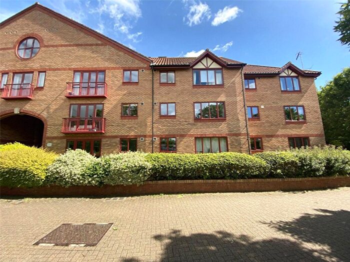 2 Bedroom Apartment To Rent In Baltic Wharf, Westbrooke Court, BS1