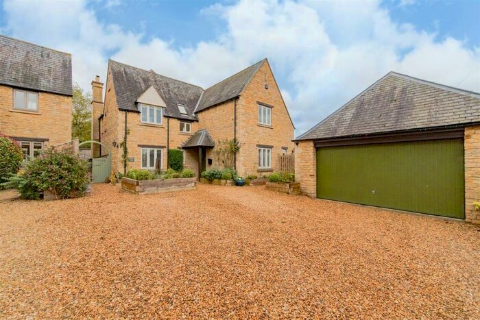 4 Bedroom Detached House For Sale In Church Lane, Seaton, Rutland, LE15