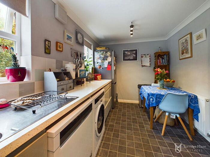 3 Bedroom Town House For Sale In Cabot Close, Eastbourne, East Sussex, BN23
