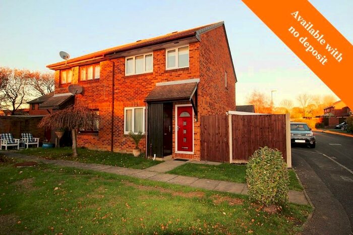 3 Bedroom Semi-Detached House To Rent In Locks Heath, Southampton, SO31