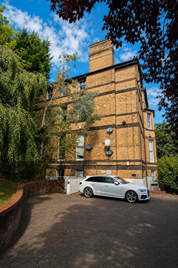 2 Bedroom Apartment For Sale In Flat, A Ullet Road, Liverpool, L17