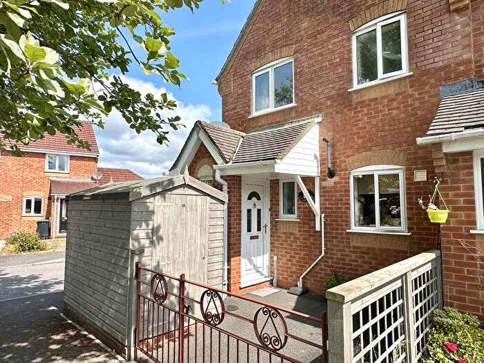 3 Bedroom End Of Terrace House For Sale In Horsefields, Gillingham, SP8