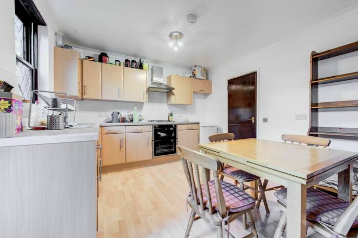 3 Bedroom Terraced House To Rent In Haldane Road, Fulham Broadway, London, SW6