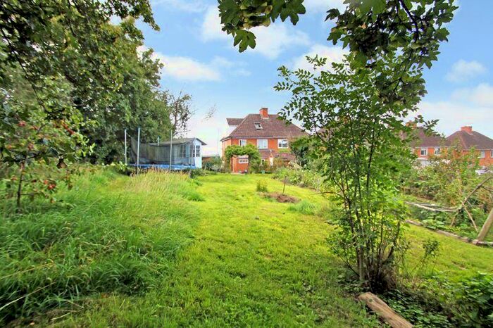 3 Bedroom Semi-Detached House For Sale In North Wootton, BA4