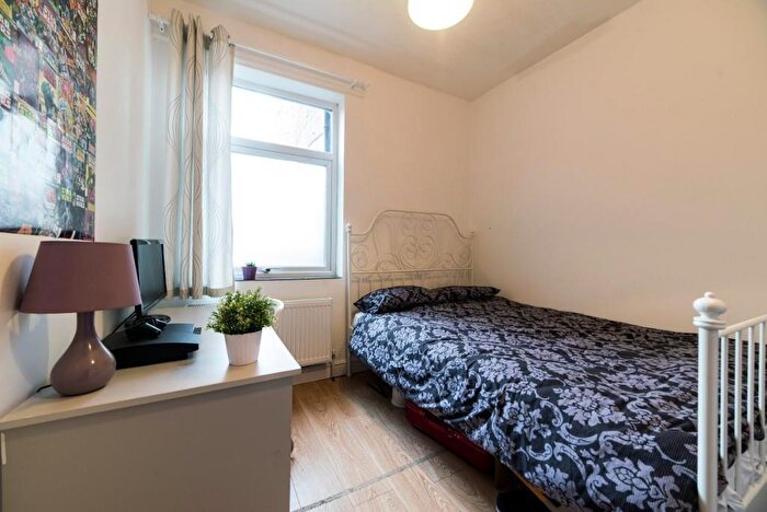 7 Bedroom Terraced House To Rent In Whitby Road, Fallowfield, Manchester, M14