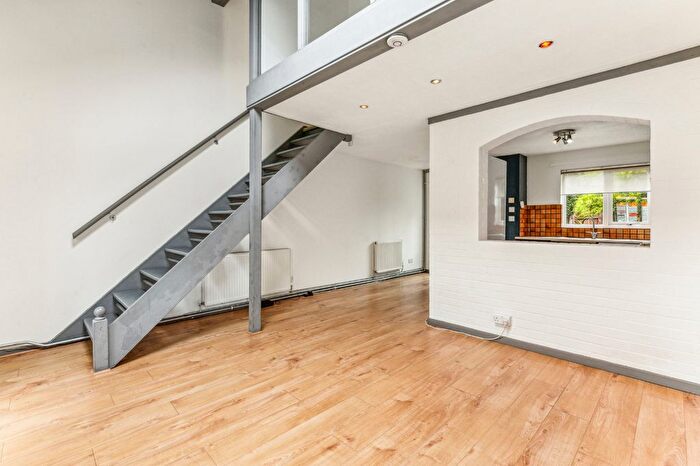 1 Bedroom End Of Terrace House To Rent In Wilkinson Way, Chiswick, W4