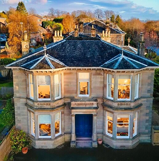 4 Bedroom Apartment For Sale In Dalziel Drive, Pollokshields, G41