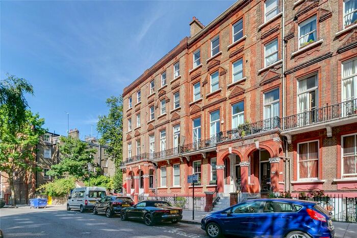 3 Bedroom Flat To Rent In Nevern Square, Earls Court, SW5