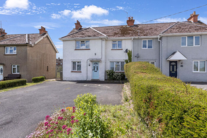 4 Bedroom Semi-Detached House For Sale In Thornhill Road, Sturminster Newton, DT10