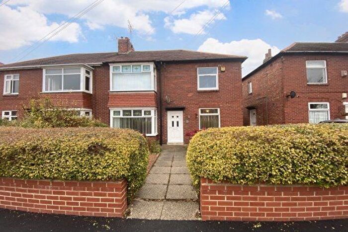 2 Bedroom Flat To Rent In Holm Green, Whitley Bay, NE25