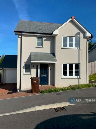 3 Bedroom Detached House To Rent In Chestnut Drive, Dobwalls, Liskeard, PL14