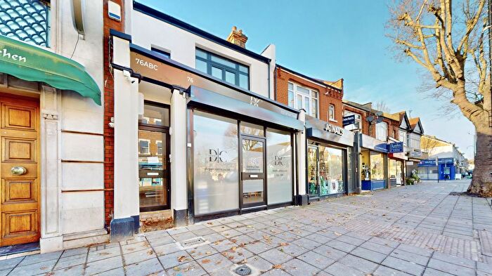 1 Bedroom Flat For Sale In Northfield Avenue, London, W13