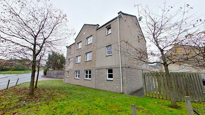 2 Bedroom Flat To Rent In Golf View, Ellon, Aberdeenshire, AB41