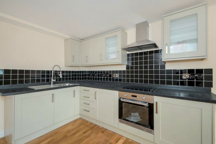 2 Bedroom Apartment To Rent In Didcot, Oxfordshire, OX11