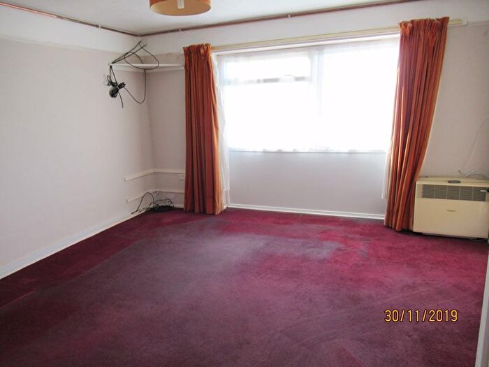 2 Bedroom Flat To Rent In Ty Arfon, Tywyn, LL36