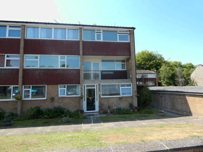 3 Bedroom Maisonette To Rent In Waverley Court, Thetford, Norfolk, IP24