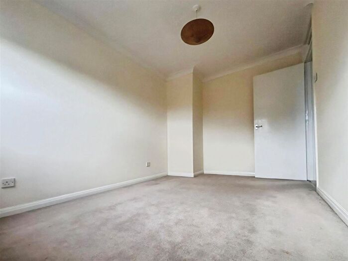 1 Bedroom Flat To Rent In Stour Walk, Wimborne, BH21