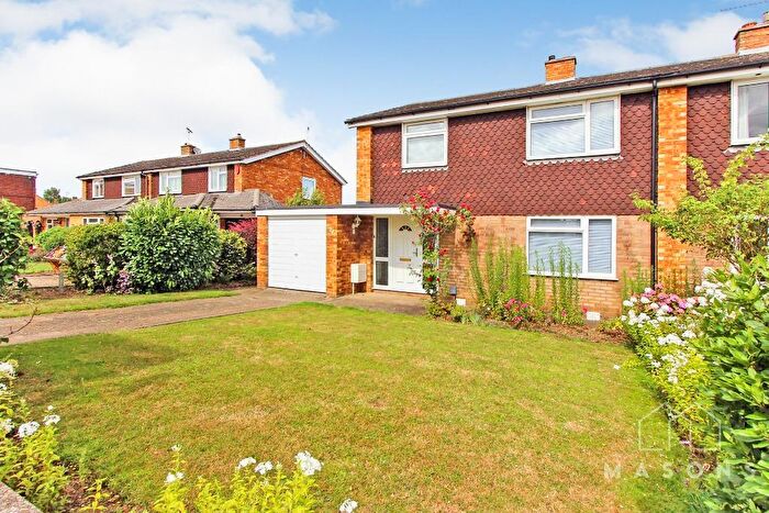 3 Bedroom Semi-Detached House To Rent In Walnut Way, Ickleford, Hertfordshire, SG5